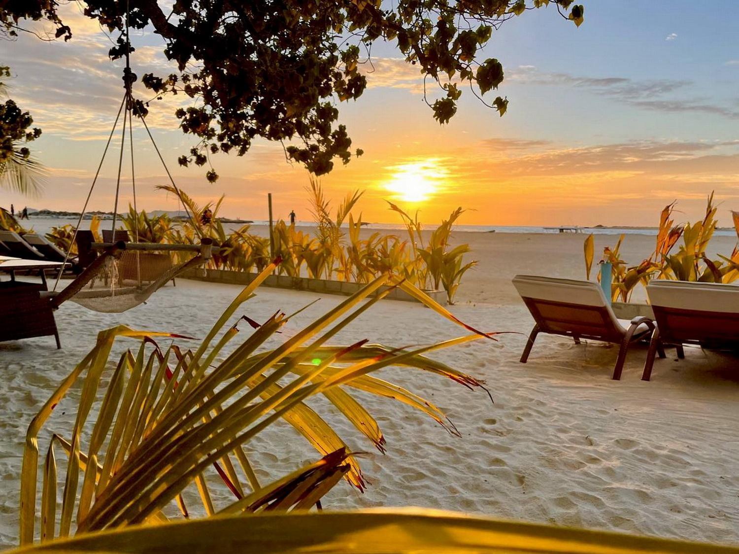 Wind Breeze Sunset View Inn غوريدهو المظهر الخارجي الصورة